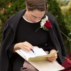 Meet your Posher, Émilie